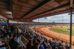 Baypark Speedway crowd 2024